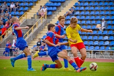 Несколько ялтинских детских команд стартовали в Чемпионате Крыма
