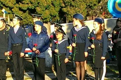 Воспитанники Ялтинского детского морского центра приняли участие во Всероссийском слете кадетских корпусов «Служу Отечеству»