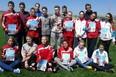 Ялтинские легкоатлеты привезли 28 медалей с республиканского турнира в Евпатории