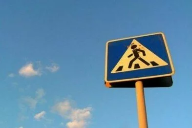 В Ялтинском регионе продолжается установка дорожных знаков