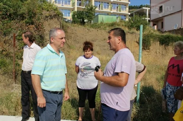 Алексей Яковенко принял участие в сходе граждан на Дарсане